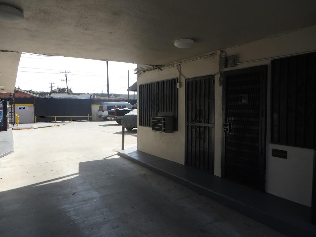 New Gage Motel - Los Angeles — Photos 2